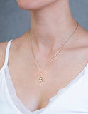 Dije Pies Bebe Corazón Con Zirconias Oro Sólido 14K